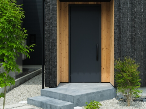 外装材にも使える天然木