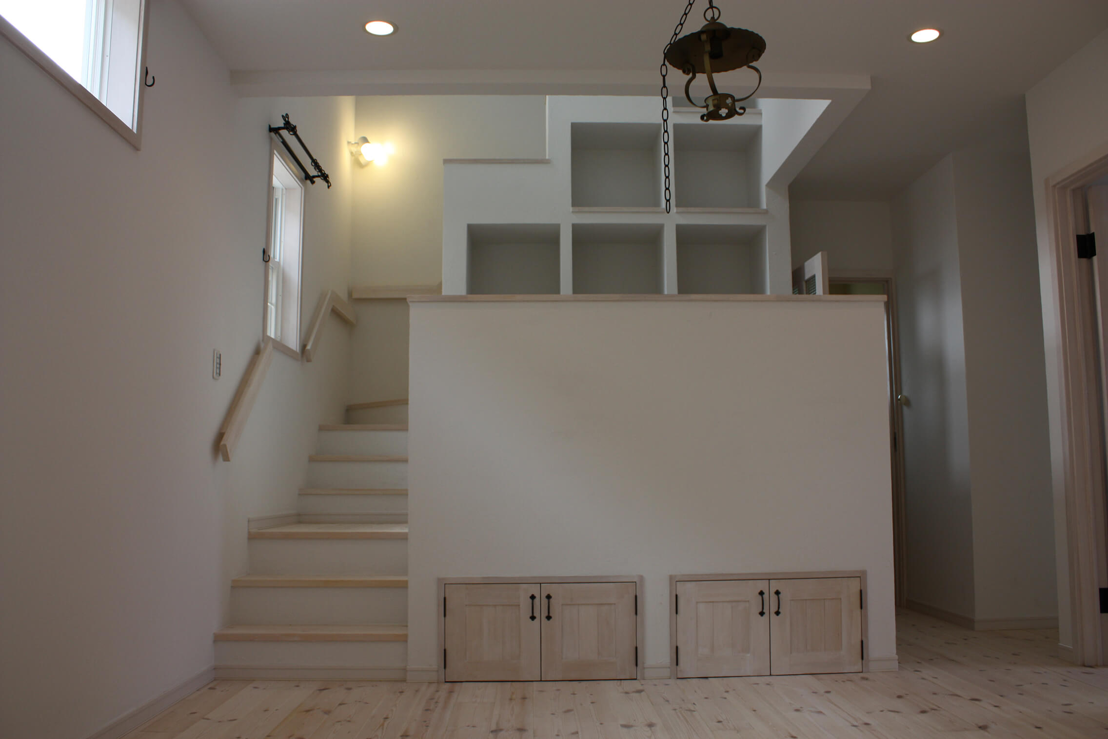 ナチュラルで明るいフレンチカントリーの家の写真2