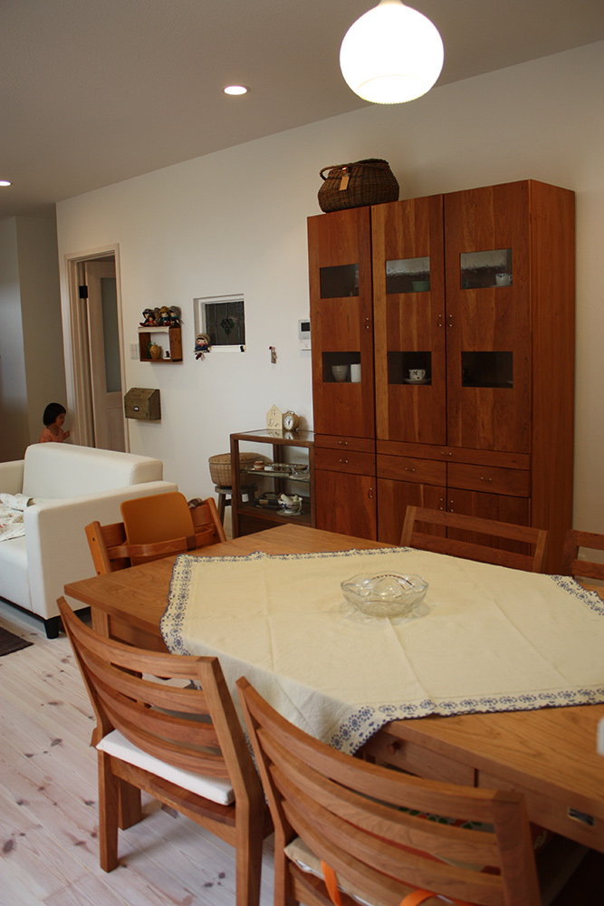 ナチュラルで明るいフレンチカントリーの家の写真5