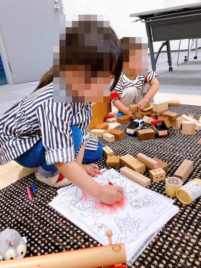 リーフアーキテクチャの家づくり勉強会では子供さんの同伴も可能です。