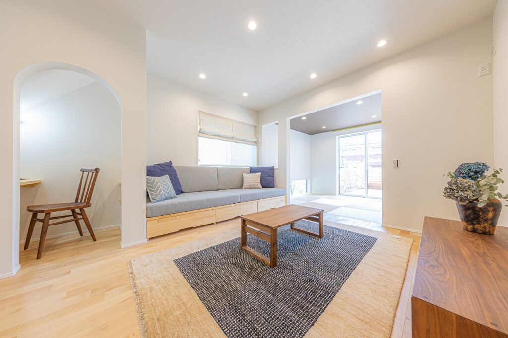 大阪狭山、富田林、河内長野、和泉、堺でオシャレなインテリアの注文住宅を建てるならリーフアーキテクチャへ