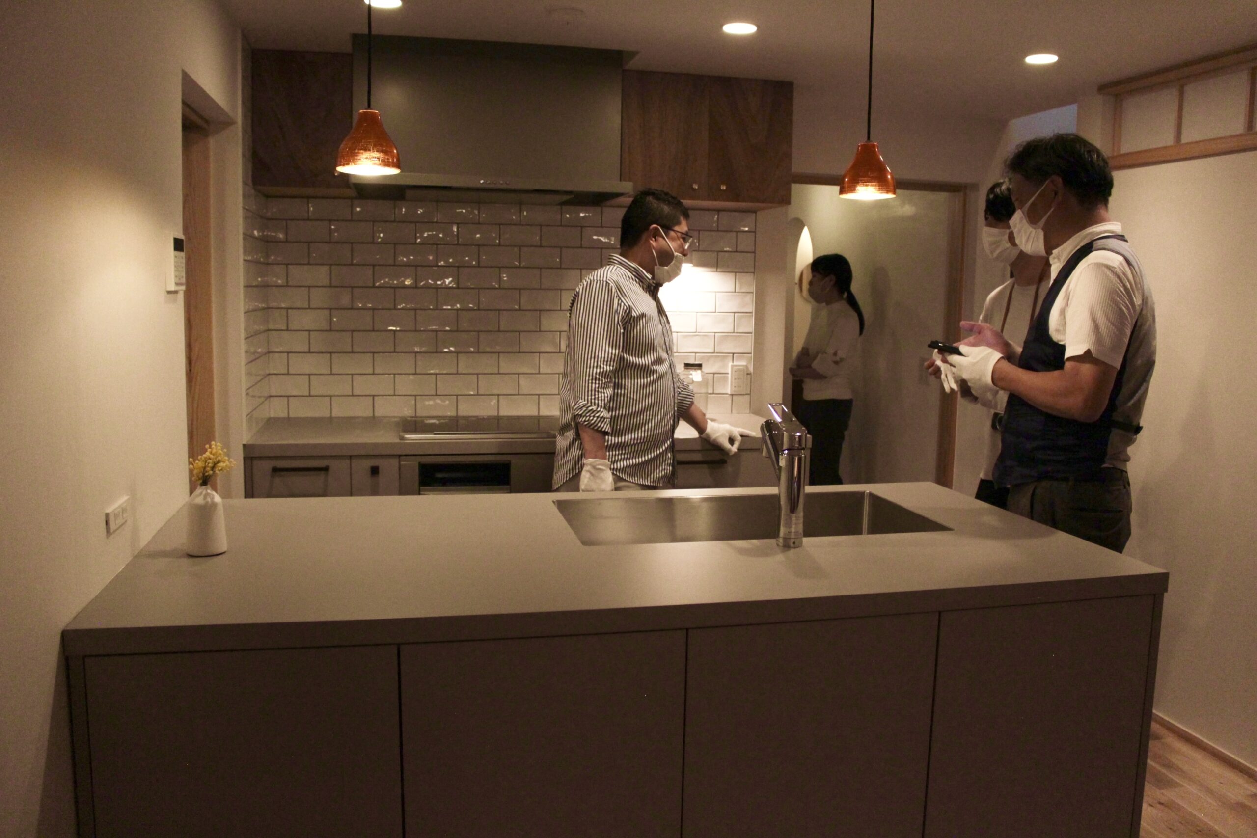 オーダーキッチンのリノベーションをしたい方はリーフアーキテクチャへ。