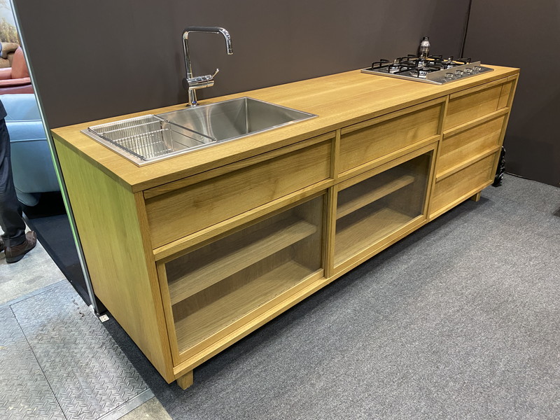 ジャパンホームショーへ行ってきました。| 大阪狭山市、河内長野市、富田林市、和泉市、堺市で天然木キッチン付きの住宅を建てるならリーフアーキテクチャ