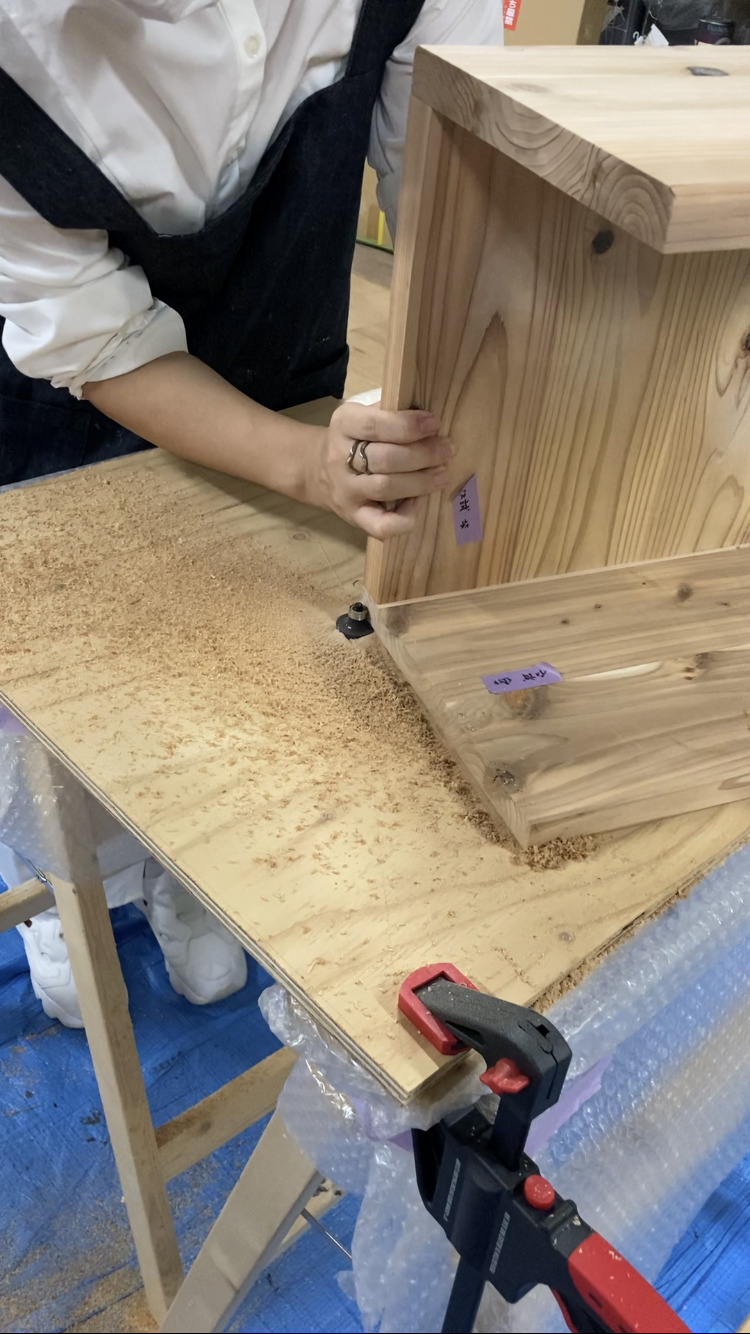 リーフアーキテクチャはお子様と木工体験のワークショップを行っています。