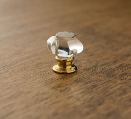 大阪でかわいい家具付き断熱高気密住宅ならリーフアーキテクチャ