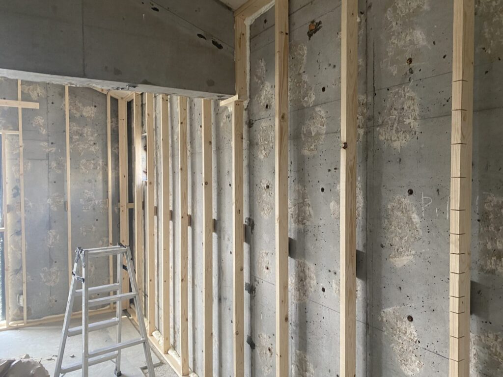 大阪で壁断熱リフォームはリーフアーキテクチャ