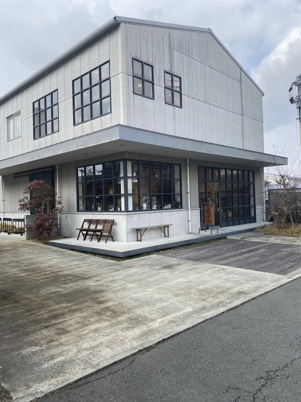 大阪で国産家具付きの注文住宅ならリーフアーキテクチャ