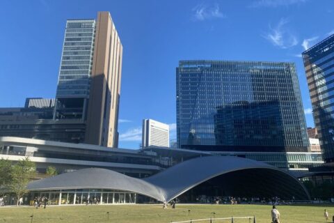 うめきた広場を訪ねて｜人が集う場とは