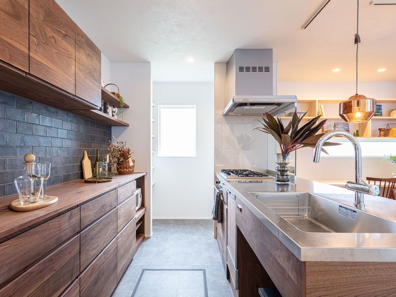 大阪の注文住宅ならオリジナルオーダーキッチンのある大阪狭山市の1級建築士事務所×工務店リーフアーキテクチャへ