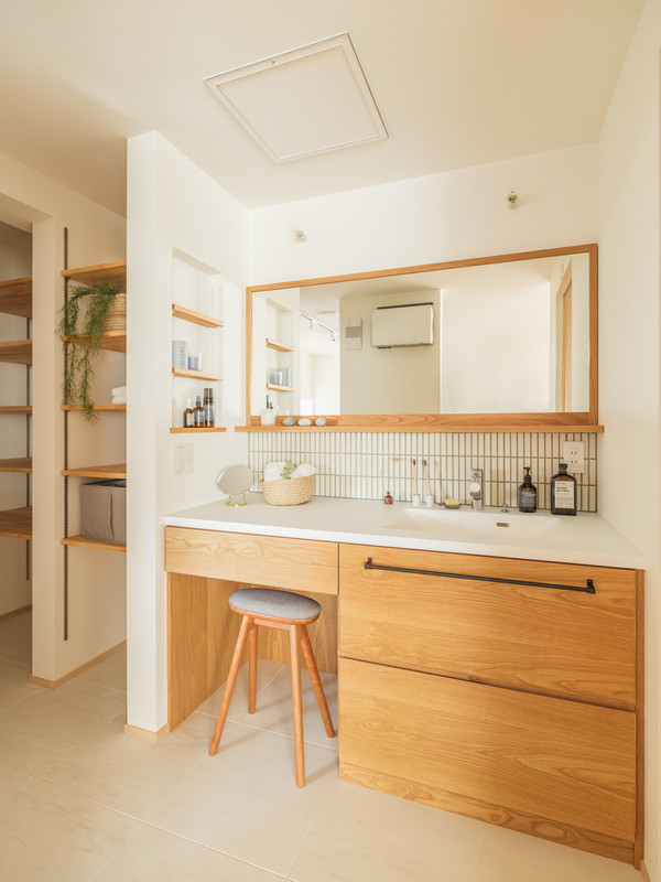 山を眺める家の写真14