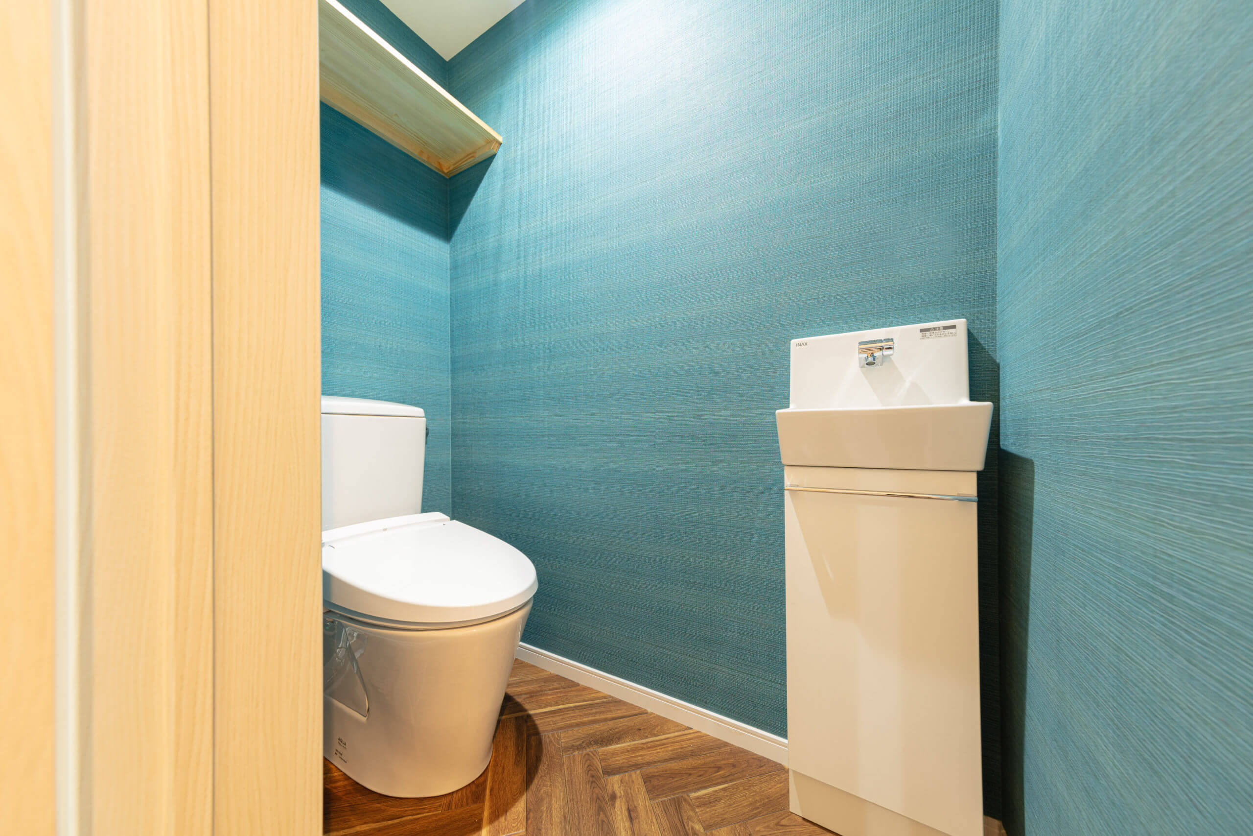 狭小地３階建て路地のある家の写真4