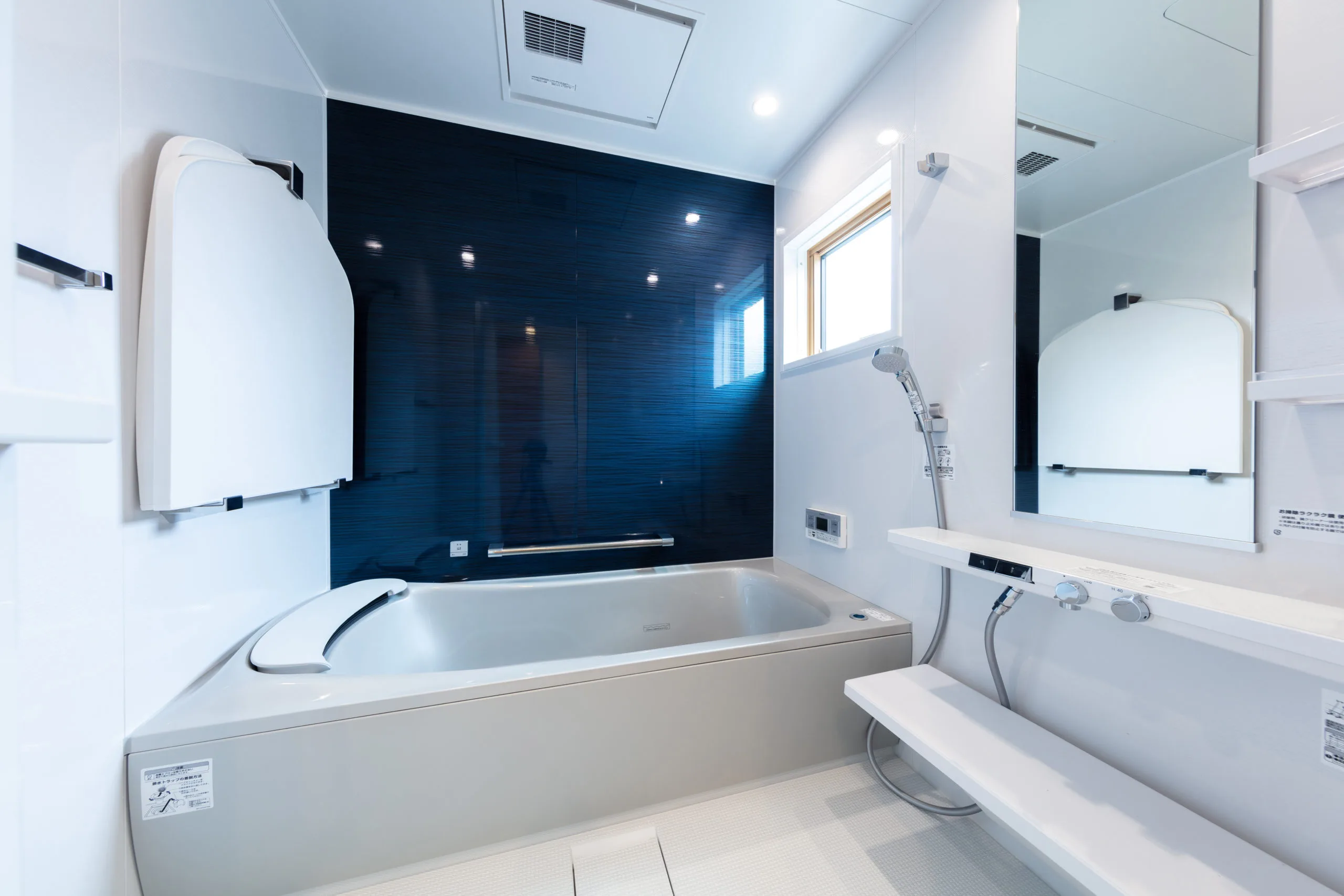 宝塚市の変形狭小地に建てたＺＥＨの家　の写真14