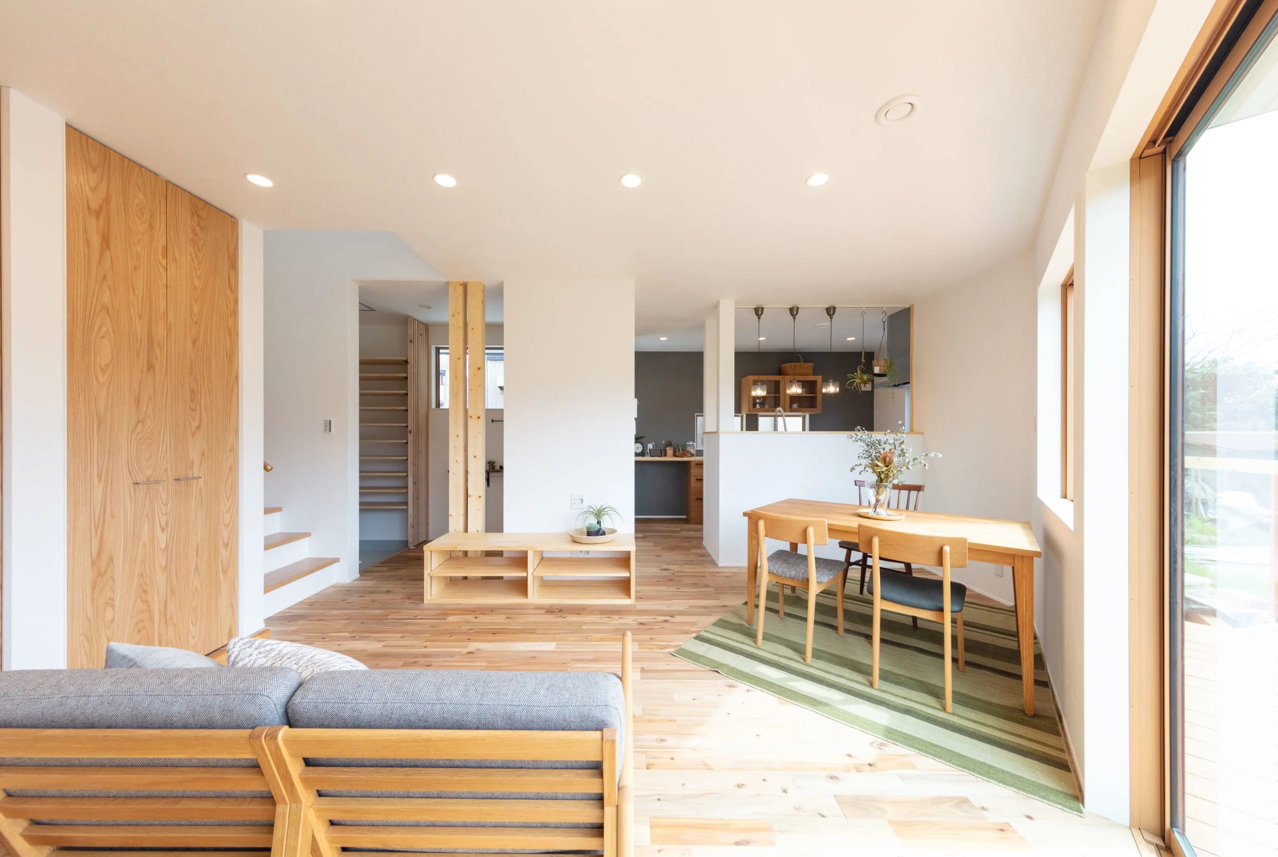 宝塚市の変形狭小地に建てたＺＥＨの家　の写真4