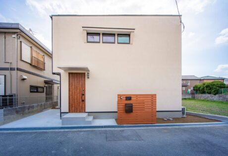 宝塚市の変形狭小地に建てたＺＥＨの家