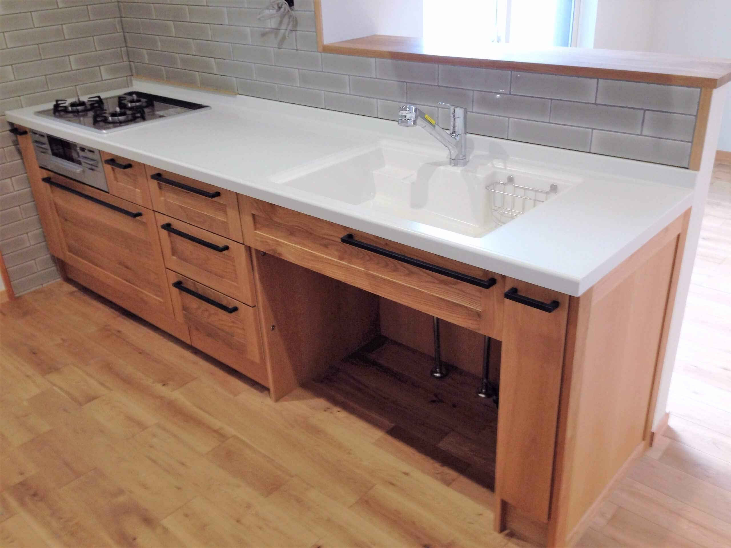 アイアンを散りばめた23坪のコンパクトな家の写真3