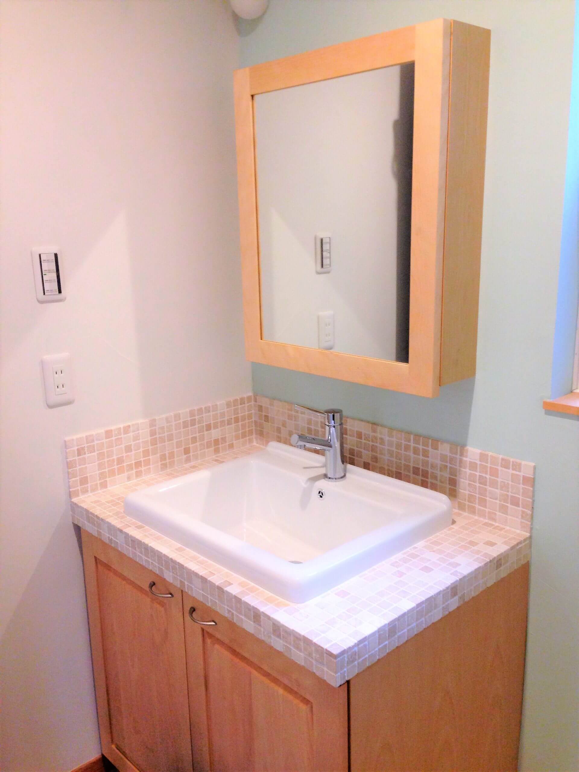 アイアンを散りばめた23坪のコンパクトな家の写真5