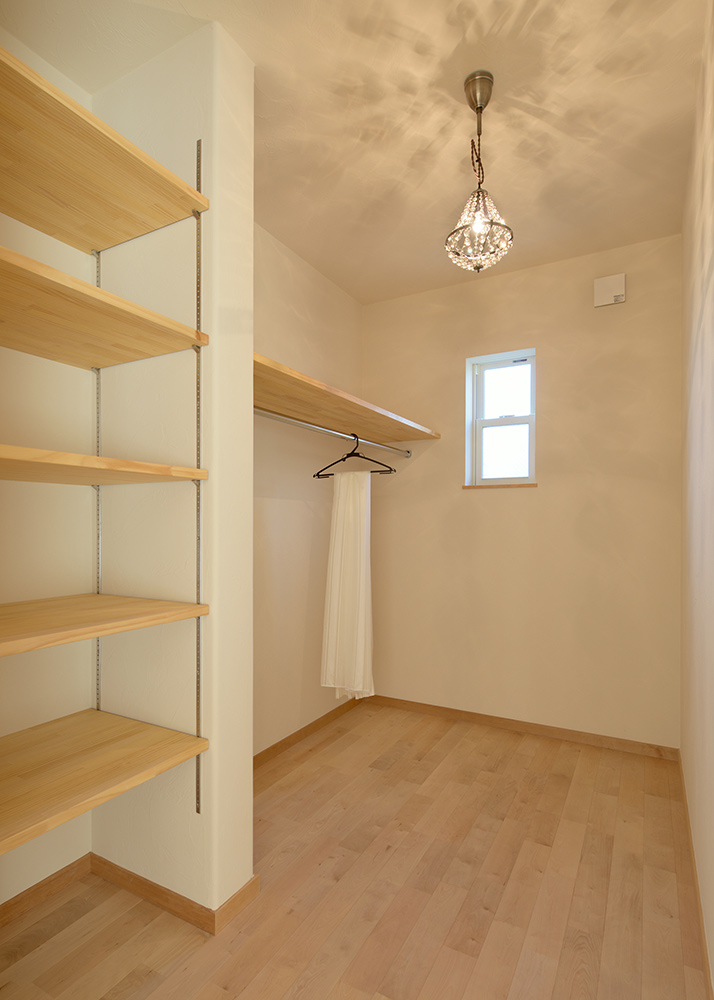 外で過ごしたくなるプライベートテラスのある家の写真10